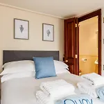 The Old Townhouse - Room 4
