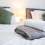 Liverpool 6 Beds, Up To 22 Percent- Contractors Dream