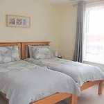 Jubilee House - 4 Bedroom Central House - Bright And Spacious, 2 Parking Spaces