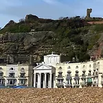 Two Bed Flat Sea View Old Town Hastings