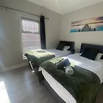 2Br Cozy Duplex