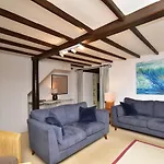 Davids Cottage