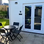 Carbis Bay Suite, Carbis Bay, St Ives, Free Parking, Near Beach