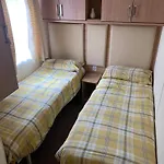 Caravan, Wildflower Meadow, Primrose Valley