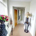 Osprey - Modern Apartment In Fab Location - Sleeps Up To 5!