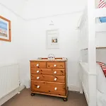 Lowena Cottage