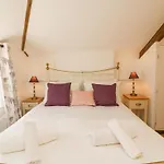 Tiddlers Cottage