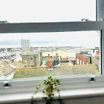 Seaview Apartment In Kent