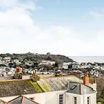 Falmouth Townhouse With Panoramic Sea View Terrace
