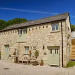 Nanjeath Farm Cottages