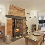 Pilot Cottage