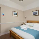 Epchris House