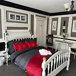 The Barrington Guesthouse Hotel