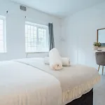 East Cliff Manor