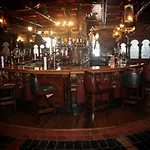 Benedicts Hotel