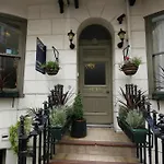 Paskins Town House