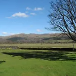 Gwrach Ynys Country Guest House