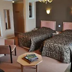 Expanse Hotel