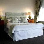 The Royal Hotel