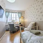 City Centre Vintage Theme Guest Rooms Free Parkin