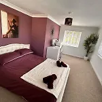 Sheringham, Norfolk - Seaside Retreat - 15 Min Walk To Beach