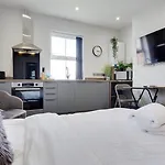 Wimbourne Road Apartment 1