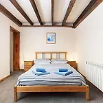 Starfish Cottage