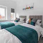 12 Pennystone Road