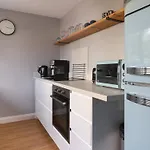 8 Biddlecombe Orchard