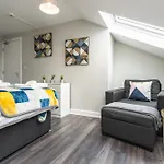 Huge 5Bedrooms/Ensuite/Liverpool/Ridley Rd/Parking