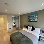 Park Central Liverpool Apartment