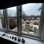 Cosy Cottage In Peaceful Location