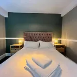 Mossley Hill Retreat