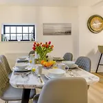 3 Bed In Rye 90766