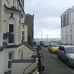 Seaside Haven Coastal Comfort 200M From The Beach