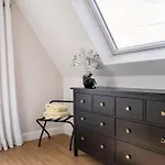 Home By The Sea In Rustington