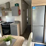 Secluded Spot On Southview 8 Berth