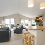 Tb Lodge 70 At Riviera Bay Coastal Retreat