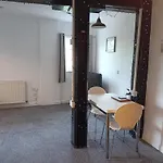 Apartment In Historic Mill, Near Dover Port