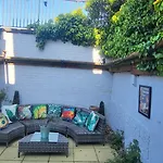 Whole House With A Private Garden And Terrace, Central Brighton