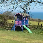 Penlan Coastal Cottages - Driftwood