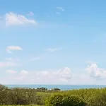 Meadow View 16