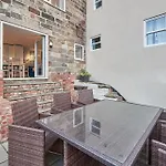 Pecks Cottage