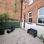 Spacious Fully Furnished 2 Bed Appartment Next To Bae,
