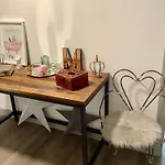 The Roscoe Boutique Apartment