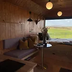 Ara Cabin - Mel