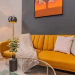 Super Central One Bedroom Flat I Next To Brighton Station I Walking Distance To Brighton Beach