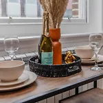 Super Central One Bedroom Flat I Next To Brighton Station I Walking Distance To Brighton Beach