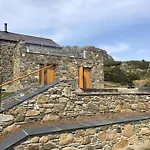 Tan Y Garn - 2 Bedroom Cottage - Whitesands