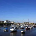 Caravan With Uninterrupted Sea Views - Large Deck - Havens Quay West New Quay West Wales